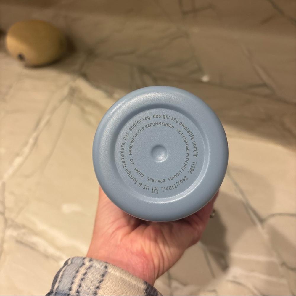 Owala FreeSip 24oz Sea Salt Blue Insulated Water Bottle Straw Lid, NWT - Picture 5 of 5